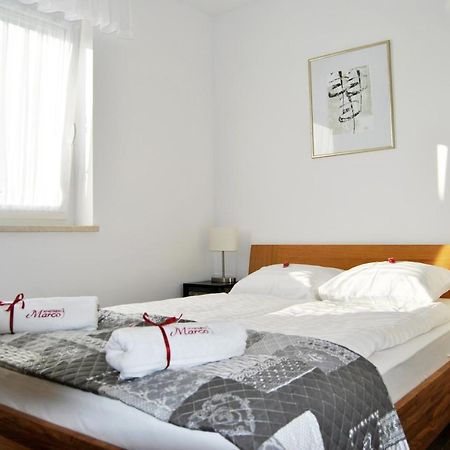 Marco Apartments Fažana Buitenkant foto