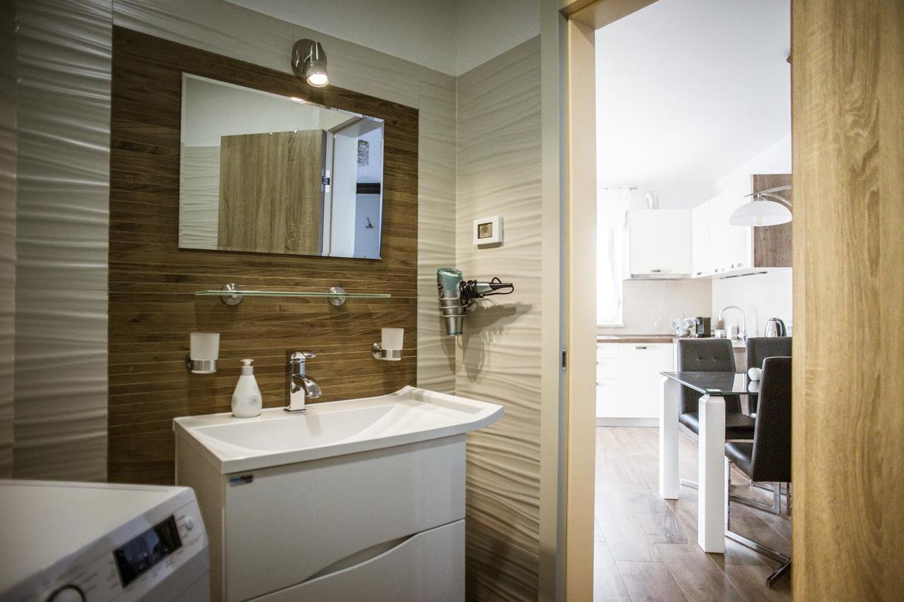 Marco Apartments Fažana Buitenkant foto