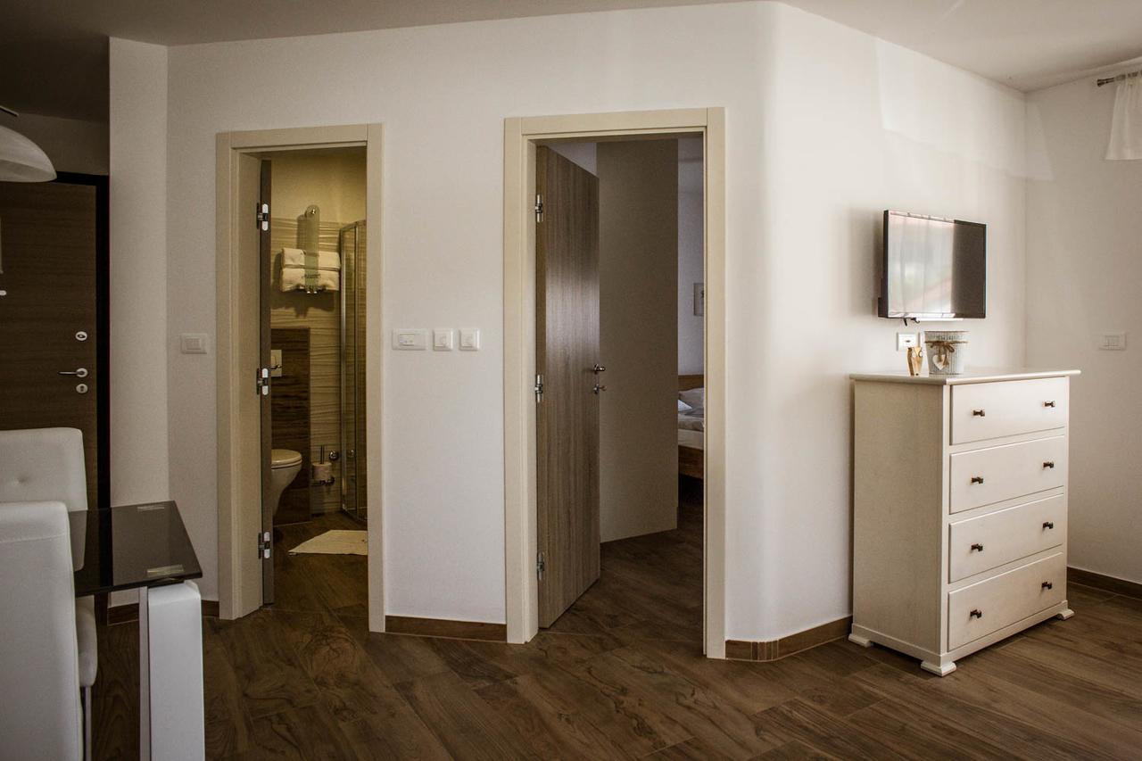 Marco Apartments Fažana Buitenkant foto