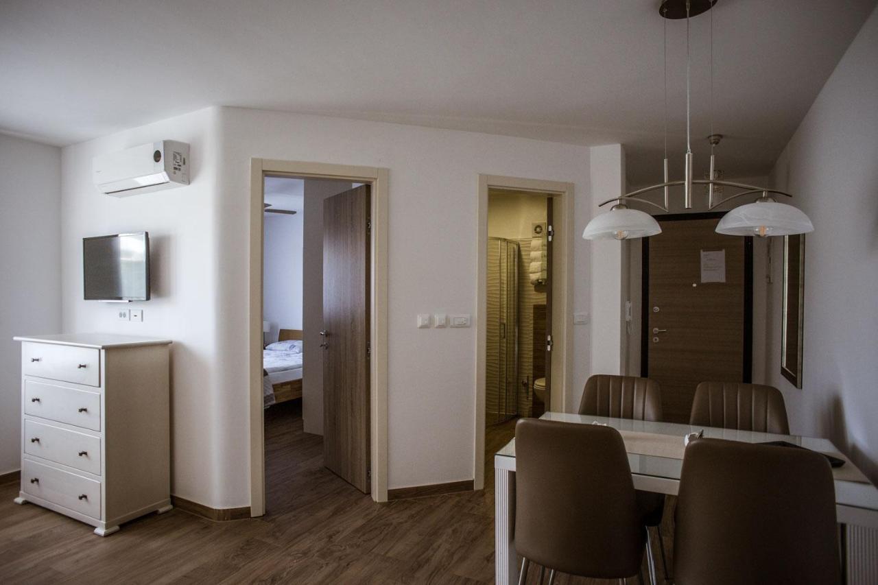 Marco Apartments Fažana Buitenkant foto